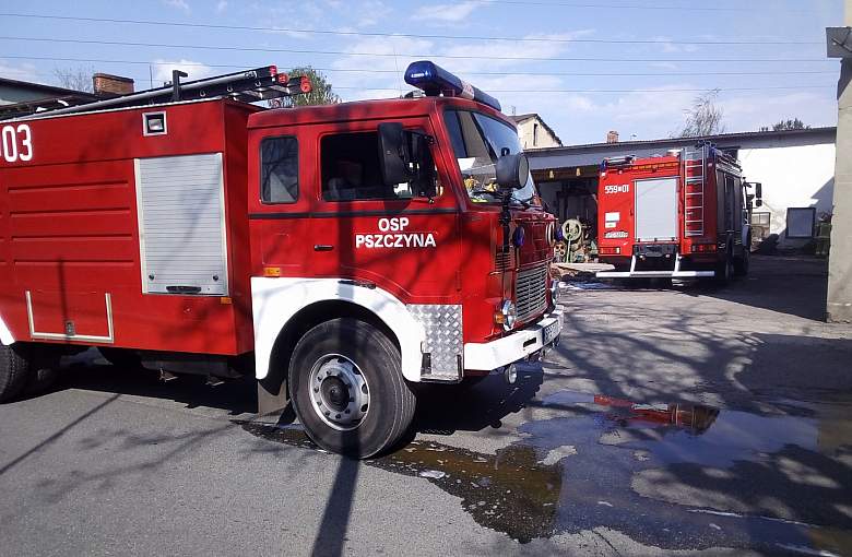 Pożar na terenie stolarni w Pszczynie