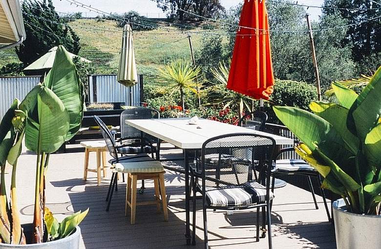 Szukasz lekkich mebli ogrodowych? Postaw na aluminium!