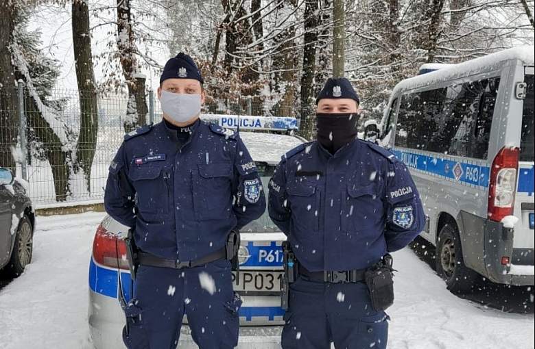 Policjanci pomogli uratować życie 29-latka