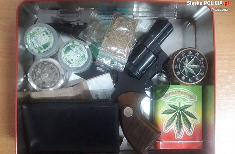 Skrzyneczka pełna "skarbów"