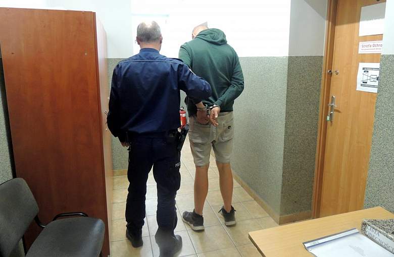 Policjanci odzyskali 3 skradzione samochody