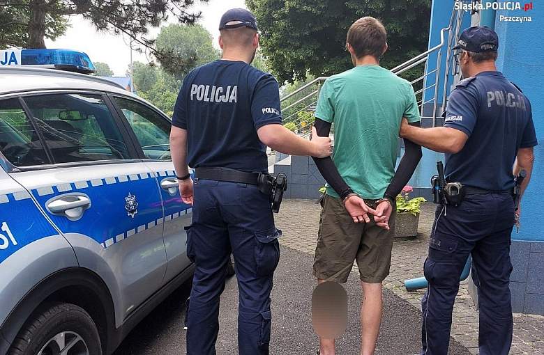 DZIELNICOWY ZATRZYMAŁ POSZUKIWANEGO, KTÓRY UKRYŁ SIĘ POD STERTĄ UBRAŃ