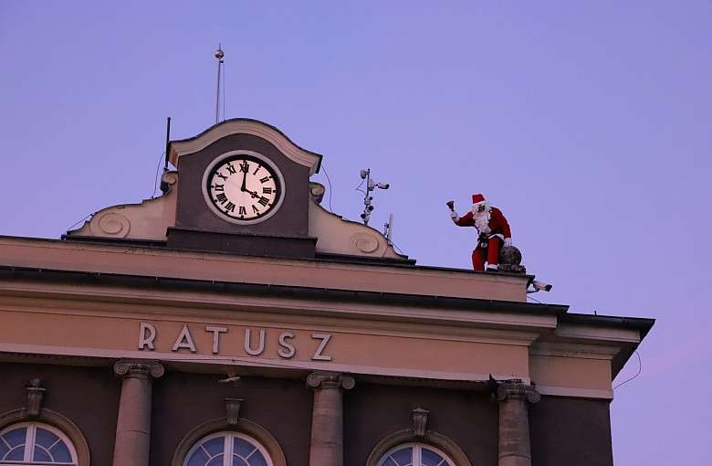 Czy dzieci obudzą św. Mikołaja?