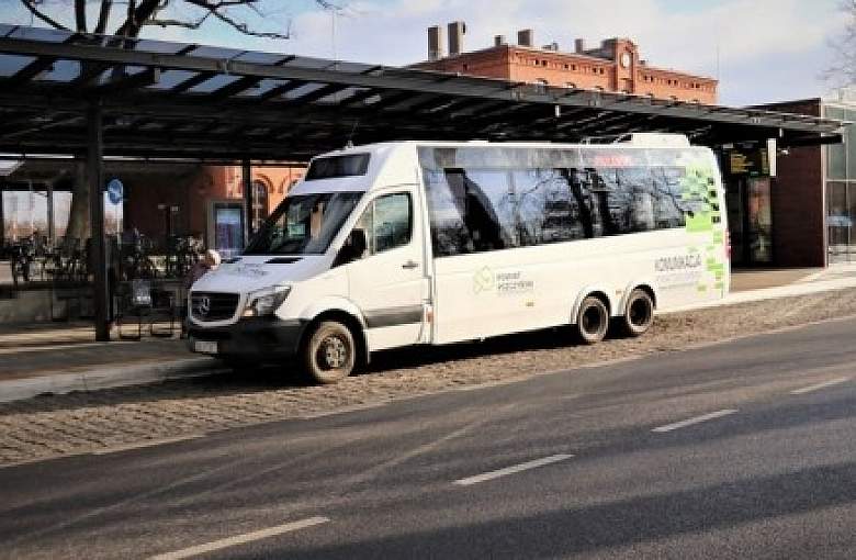 Kursy szkolne na liniach powiatowych powracają do rozkładu jazdy