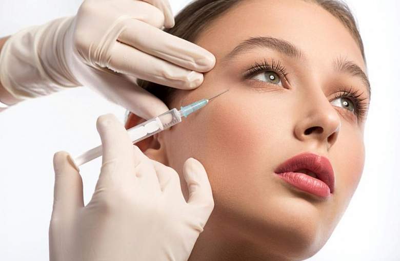 Kiedy można zacząć stosować botoks na zmarszczki?