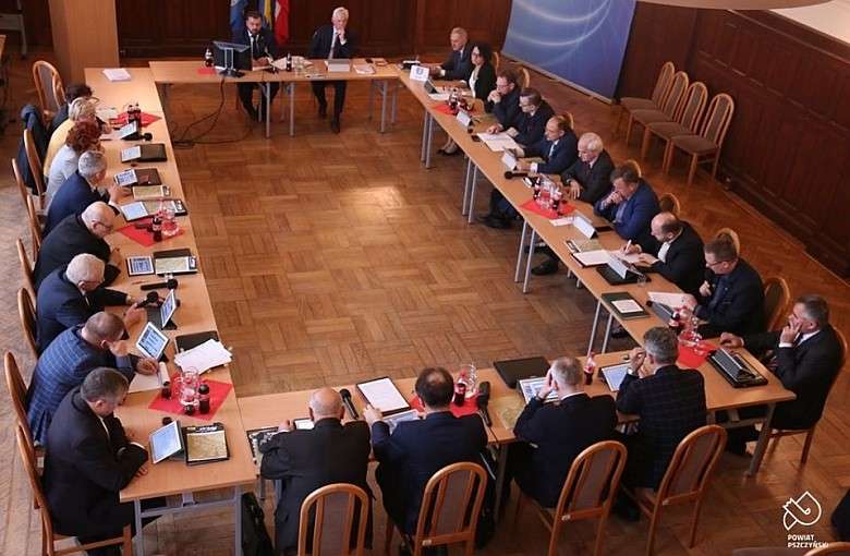 Apel o budowę węzła i prawoskrętu oraz uruchomienie połączeń kolejowych