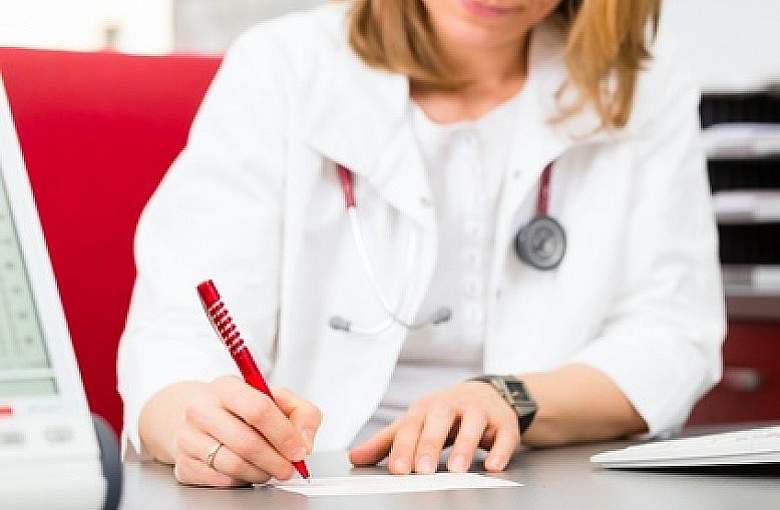 Prof. Horban: To typowa infekcja górnych dróg oddechowych, podobna do przeziębienia lub grypy