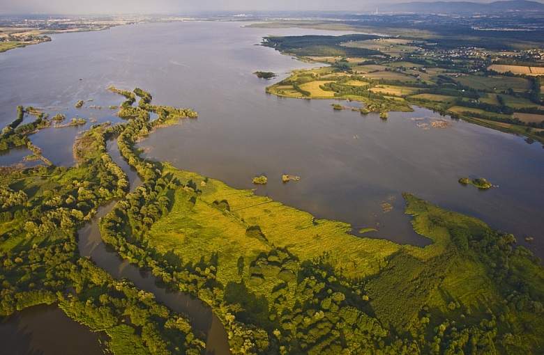 Ruszyła budowa wyspy na Zbiorniku Goczałkowickim