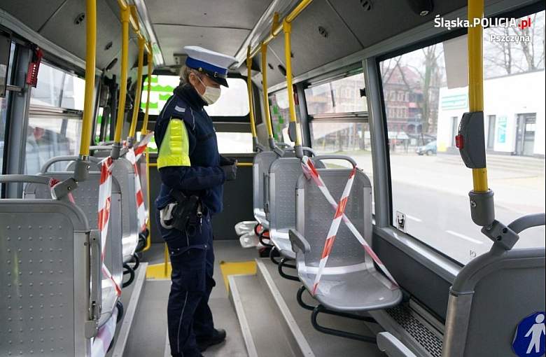 Pszczyna. Policja kontroluje przestrzeganie przepisów