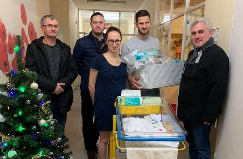 Baby box dla Antosia! Radni deklarują następne upominki