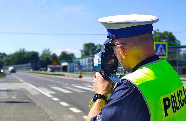 Przekroczył prędkość o ponad 100 km/h