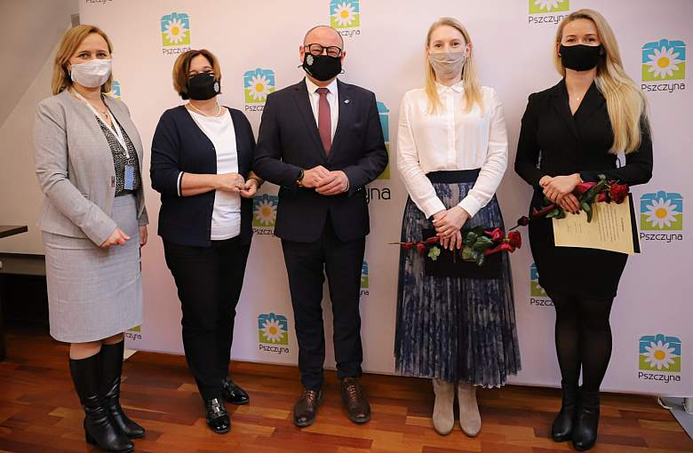 Pszczyna: Wręczenie aktów nadania stopnia nauczyciela mianowanego