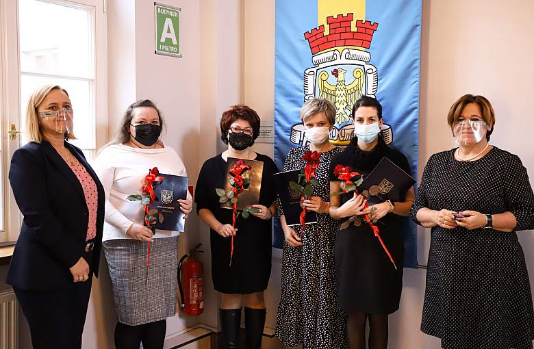 Wręczenie aktów nadania stopnia nauczyciela mianowanego