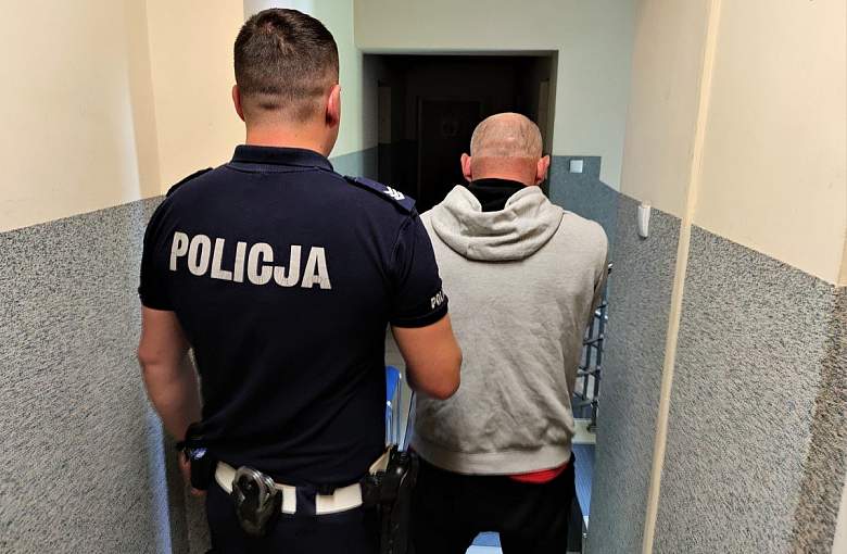 Zatrzymany na gorącym uczynku recydywista, który dokonał rozboju