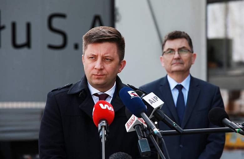 Dworczyk: chcielibyśmy, żeby część ograniczeń po świętach była zdejmowana