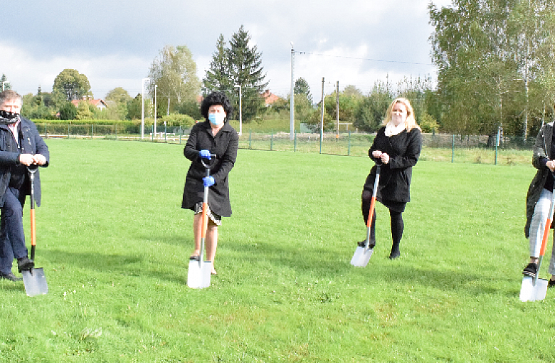 Pierwsza łopata wbita. Rusza budowa przedszkola